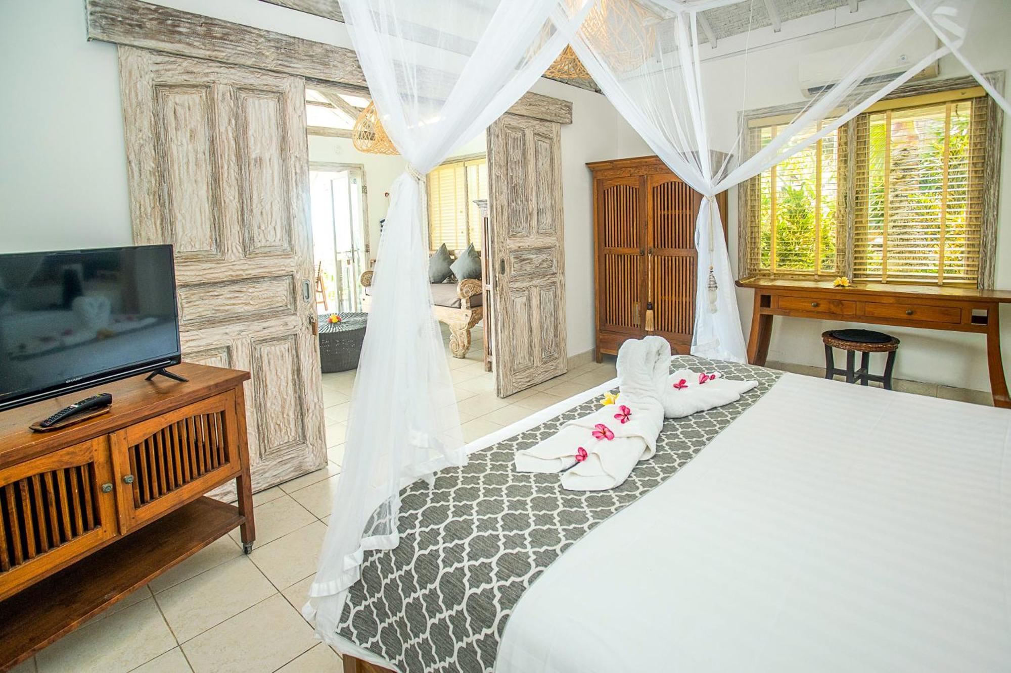 Villa Lanie Lembongan Exterior photo